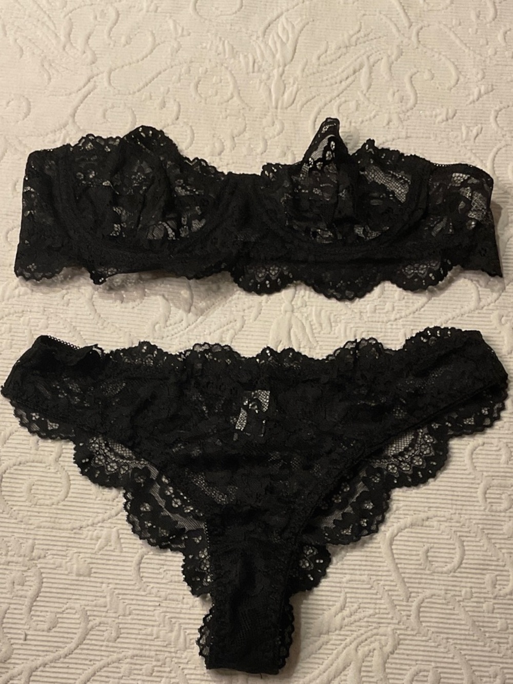 Black Lace Bandeau Bralette and Bikini Brief Set. NIOP.